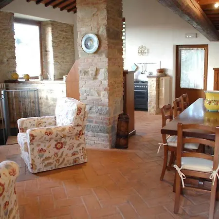 Casole D'elsa Sleeps 4 Pool Wifi 公寓