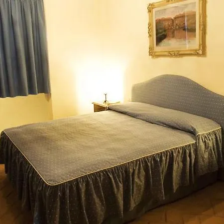 Casole D'elsa Sleeps 4 Pool Wifi 公寓